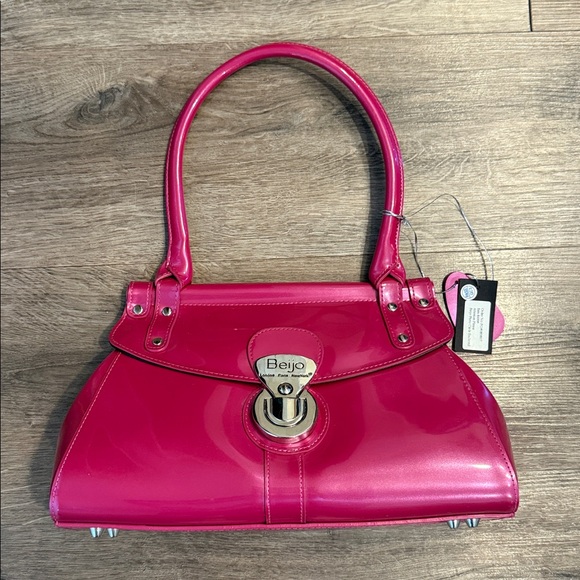 Beijo London Paris New York NWT Fuchia Purse - Picture 1 of 9